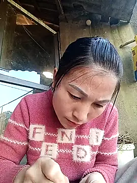 YAYAA-502 online show from 12.19.25