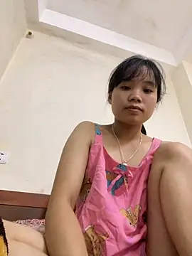 Ngoc-bbi online show from 10.04.25