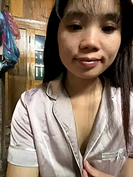 Ngoc-bbi online show from 10.28.25