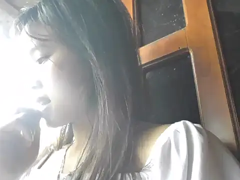 Snapshot of Ngoc-bbi chatting on 05.02.26 Ngoc-bbi online show from 05.02.26
