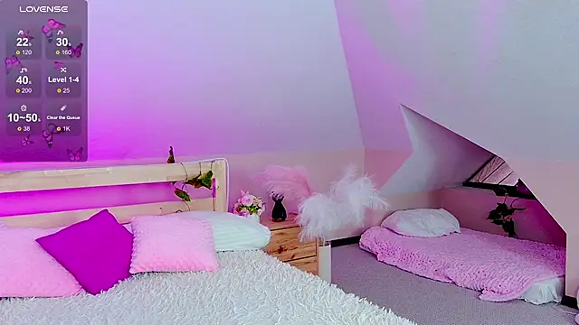 Liann Stark online show from 12.18.25