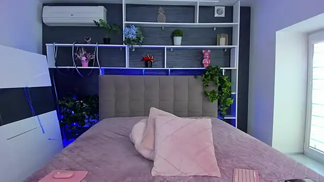 SabrinaSharm online show from 02.22.26