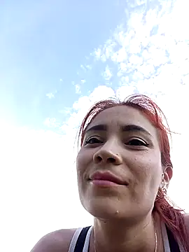 dulcelatin21 online show from 10.05.25