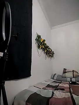 dulcelatin21 online show from 11.05.25