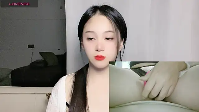 Snapshot of woaiqinqin chatting on 09.16.25 woaiqinqin online show from 09.16.25