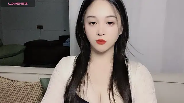 Snapshot of woaiqinqin chatting on 10.04.25 woaiqinqin online show from 10.04.25