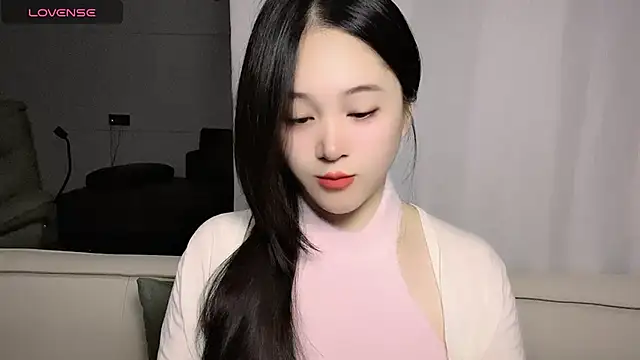 Snapshot of woaiqinqin chatting on 11.02.25 woaiqinqin online show from 11.02.25