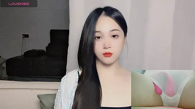 Snapshot of woaiqinqin chatting on 12.03.25 woaiqinqin online show from 12.03.25