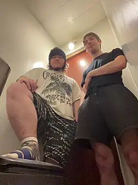 desiredude9 online show from 02.17.26