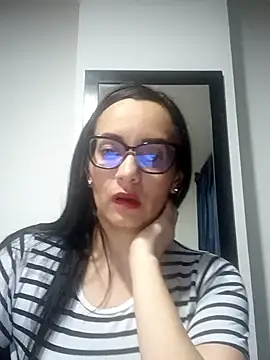 Snapshot of sarita_star chatting on 09.21.25 sarita star online show from 09.21.25