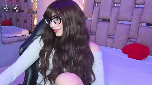 ZharaLux online show from 01.18.26