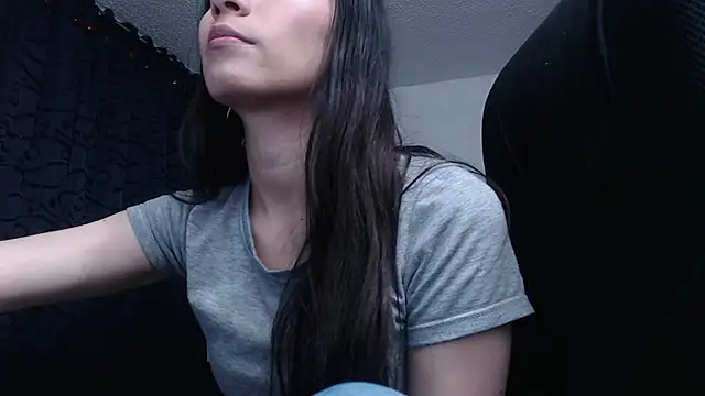 scarlett vonrose online show from 11.25.25