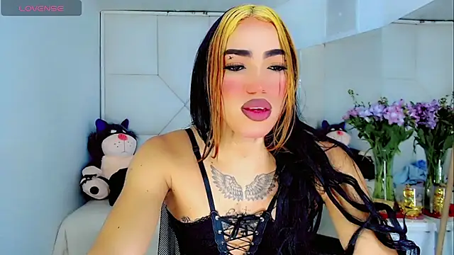 KatyuscaSubmissive online show from 11.13.25