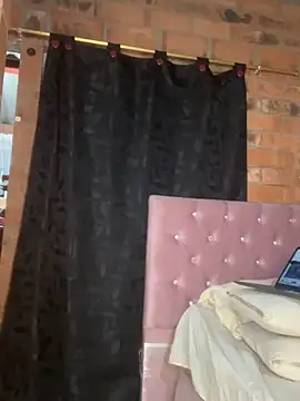 Snapshot of Jessyivonne chatting on 06.16.26 Jessyivonne online show from 06.16.26