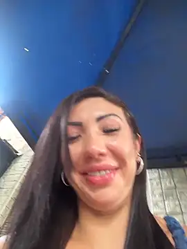 Sarahlove 90 online show from 10.31.25