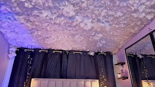 melody-rouss online show from 09.18.25