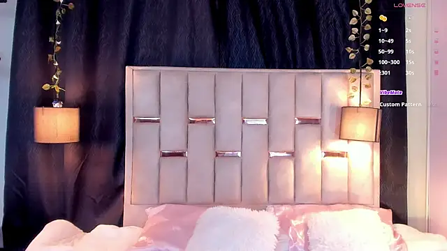 melody-rouss online show from 11.23.25