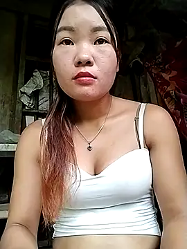 lylylove online show from 09.15.25