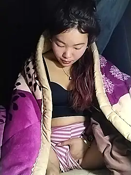 lylylove online show from 01.11.26