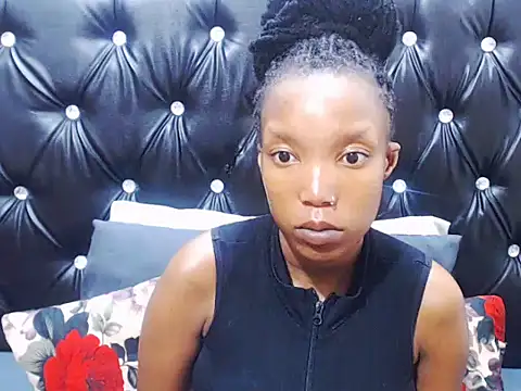 AppleAss02 online show from 01.05.26