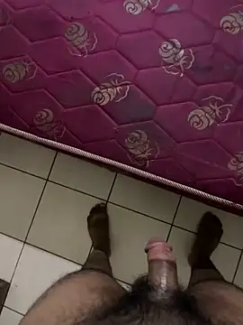 Snapshot of aliahmed98770 chatting on 09.24.25 aliahmed98770 online show from 09.24.25