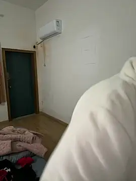 Snapshot of xiiuuff18 chatting on 03.04.26 xiiuuff18 online show from 03.04.26