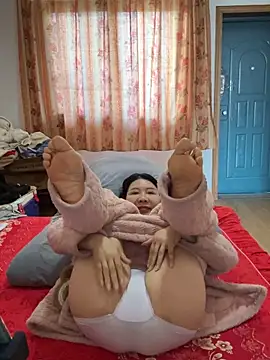 Snapshot of xiiuuff18 chatting on 03.10.26 xiiuuff18 online show from 03.10.26