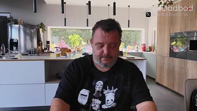 Snapshot of SwissDadbod chatting on 09.14.25 SwissDadbod online show from 09.14.25