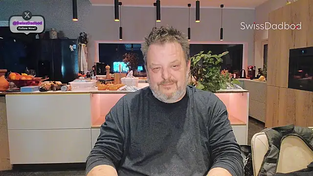 Snapshot of SwissDadbod chatting on 12.19.25 SwissDadbod online show from 12.19.25