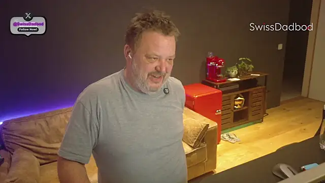 Snapshot of SwissDadbod chatting on 02.27.26 SwissDadbod online show from 02.27.26