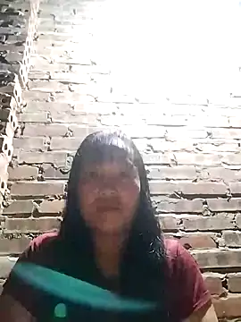 miss-su online show from 10.08.25