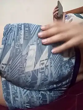 Snapshot of Dirtymorrocainbabe chatting on 09.17.25 Dirtymorrocainbabe online show from 09.17.25