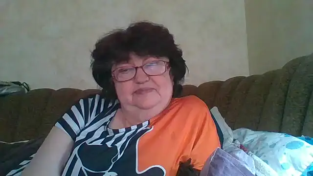 MilaSky5303 online show from 10.14.25