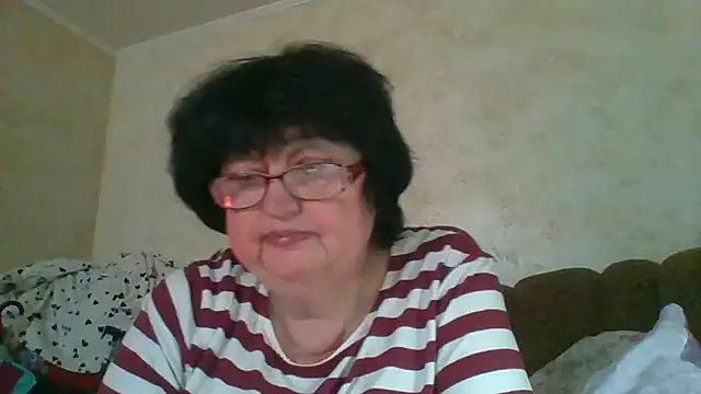 MilaSky5303 online show from 10.29.25