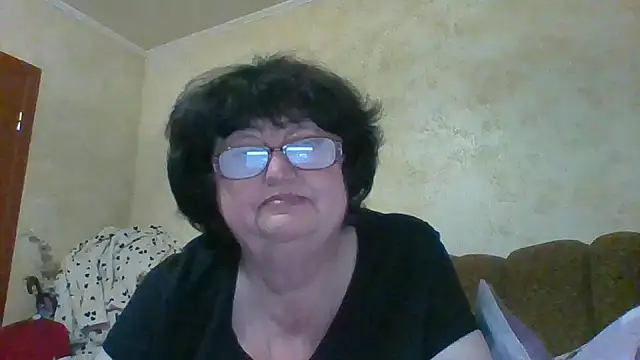 MilaSky5303 online show from 11.12.25