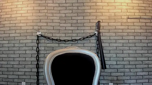 Briana 24 online show from 12.05.25