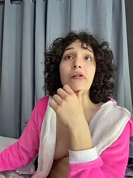 Snapshot of TeensNews18 chatting on 02.11.26 TeensNews18 online show from 02.11.26