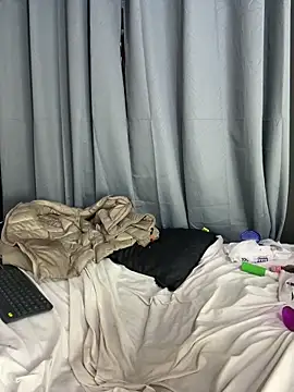 Snapshot of TeensNews18 chatting on 02.13.26 TeensNews18 online show from 02.13.26