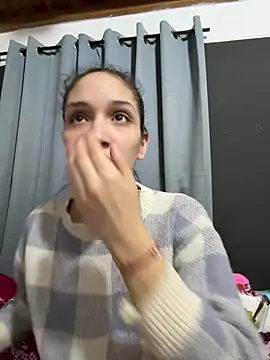 TeensNews18 online show from 04.14.26