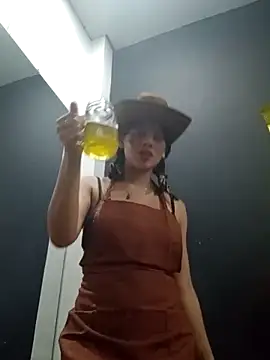 Julieth brown  online show from 09.25.25