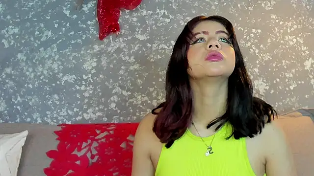 Julieth brown  online show from 11.23.25