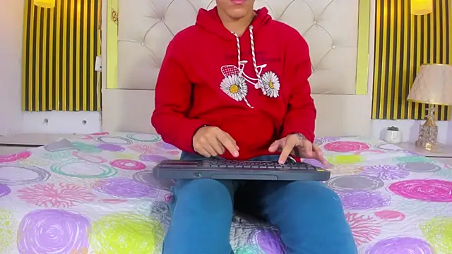 Snapshot of Just18Jake chatting on 09.30.25 Just18Jake online show from 09.30.25