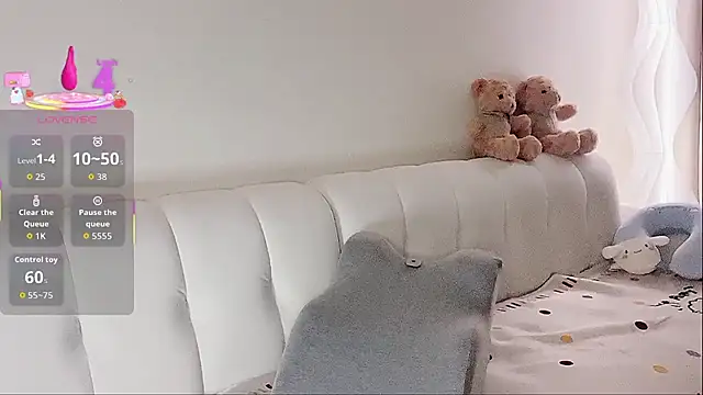 LuLu-Moon online show from 09.28.25