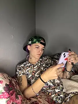 ittybittymeryssa online show from 11.24.25