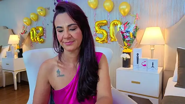 ScarleetJonson online show from 02.06.26