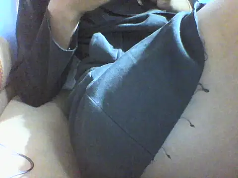 Moongodessy online show from 10.31.25