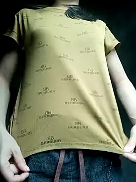 Ananine online show from 10.22.25