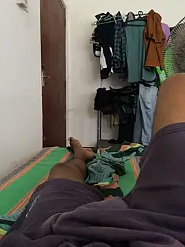 Snapshot of Senurak99 chatting on 09.20.25 Senurak99 online show from 09.20.25