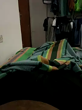 Snapshot of Senurak99 chatting on 09.24.25 Senurak99 online show from 09.24.25