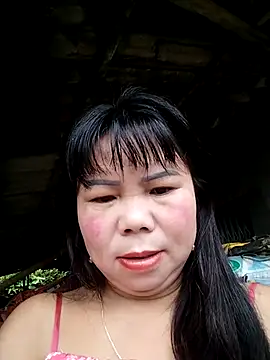Snapshot of lusy-00 chatting on 10.06.25 lusy-00 online show from 10.06.25